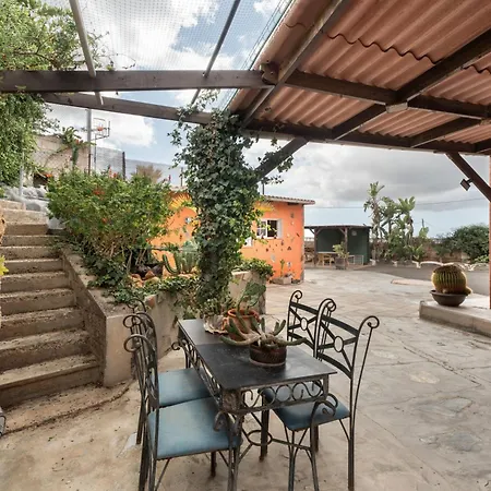 Casa Boulou A El Roque * سان ميغيل ذي أبونا